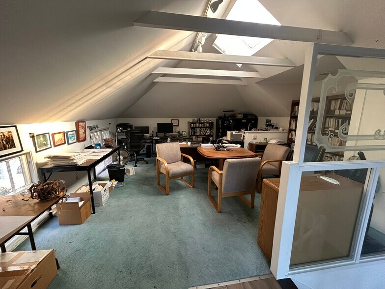 More Photos Of 1410 Jackson St, Oakland Office For Sale