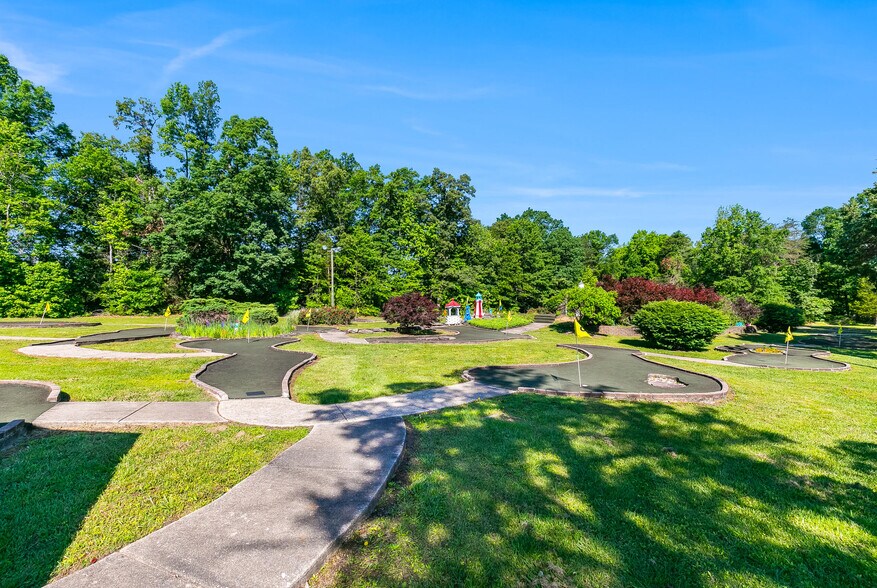 More Photos Of 5075 Crain Hwy, La Plata Golf Course Driving Range For Sale