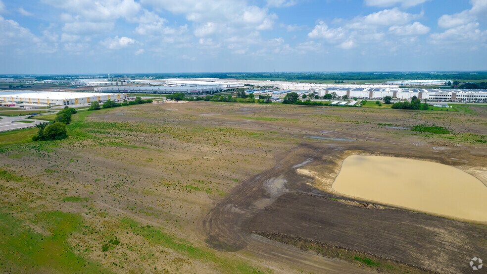 More Photos Of 1025 S Enterprise Dr, West Jefferson Industrial For Sale