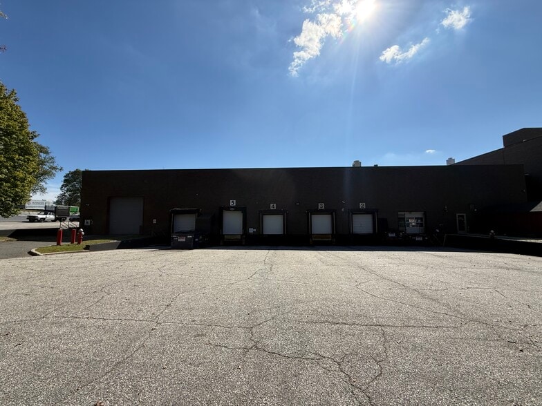 More Photos Of 420 Columbus Ave, Valhalla Office For Lease