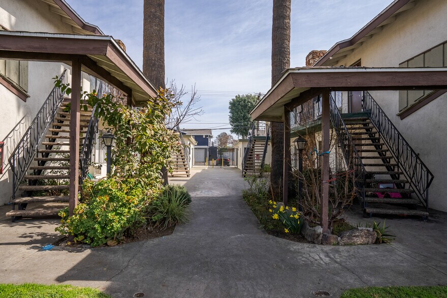 More Photos Of 3106 N Garey Ave, Pomona Apartments For Sale