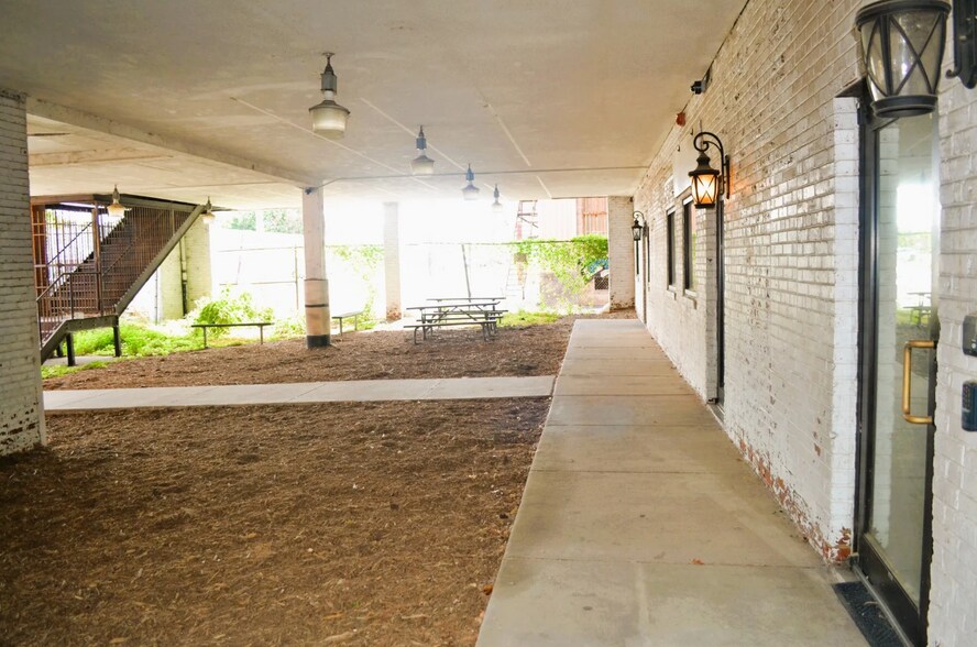 More Photos Of 1506 Hull St, Richmond Religious Facility For Lease