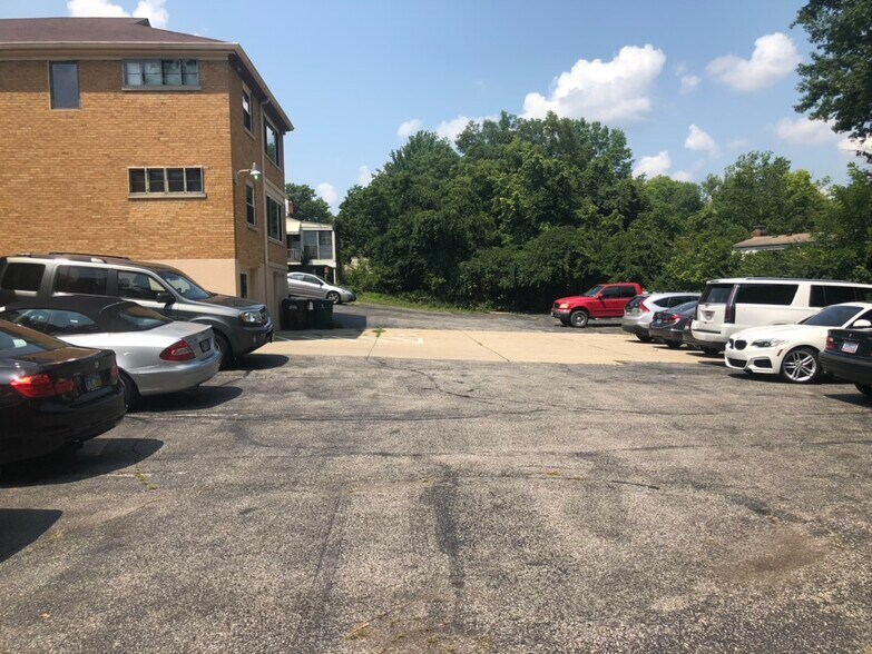 More Photos Of 5856 Glenway Ave, Cincinnati Medical For Lease