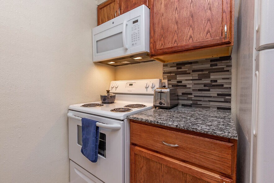More Photos Of 7404 Lyrewood Ln, Oklahoma City Apartments For Sale