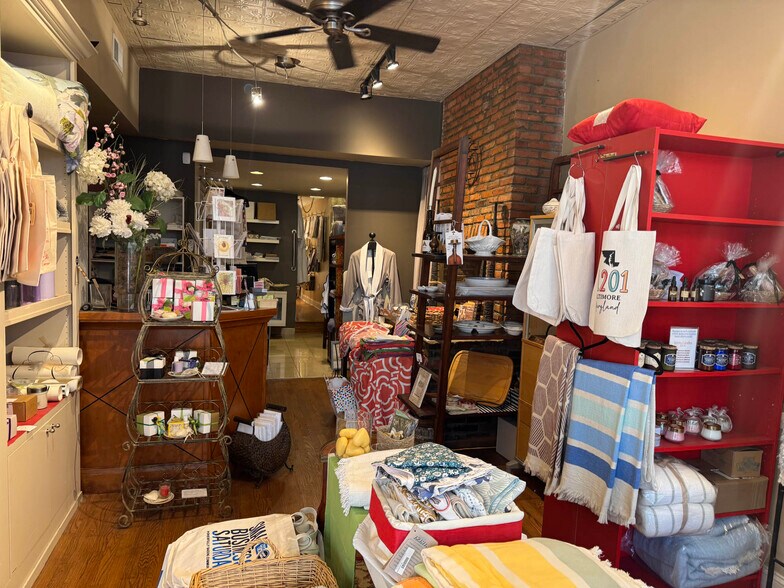 More Photos Of 919 S Charles St, Baltimore Storefront Retail Residential For Sale