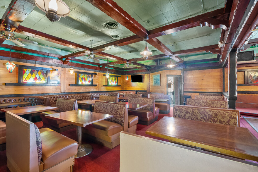 More Photos Of 11456-11464 Whittier Blvd, Whittier Restaurant For Sale