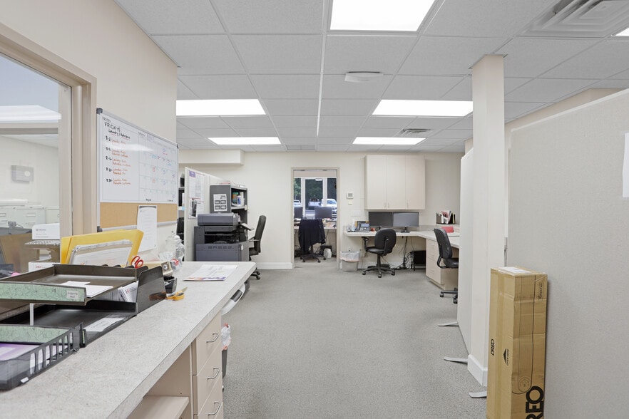 More Photos Of 3780 NW 83rd St, Gainesville Medical For Lease