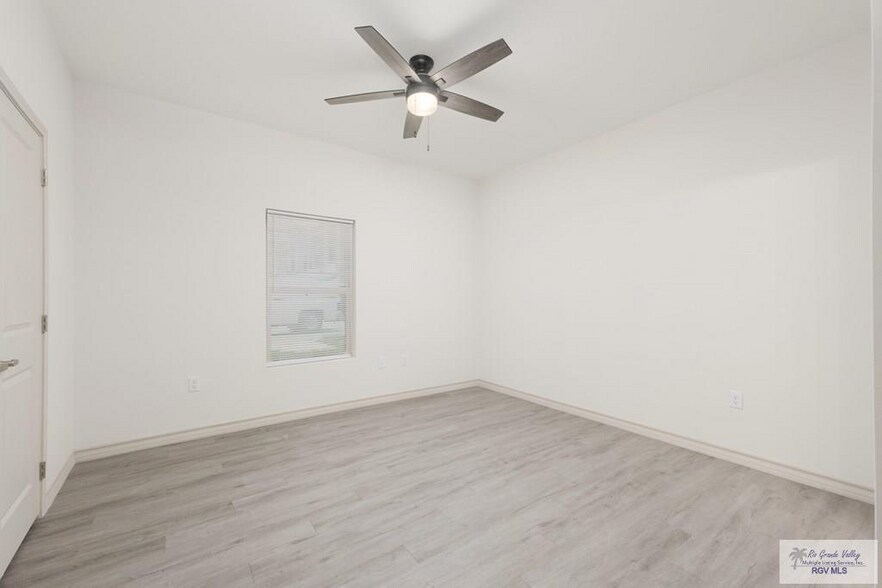 More Photos Of 2107 Village Center Blvd, Brownsville Apartments For Sale