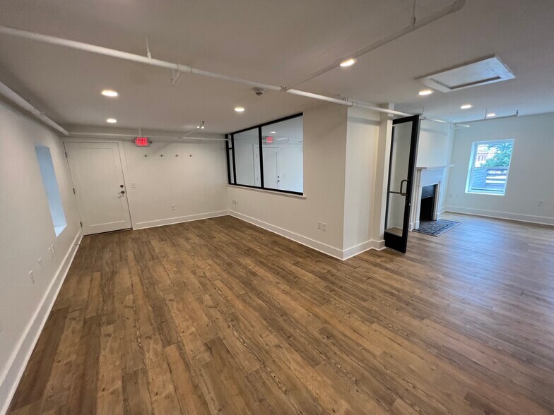 More Photos Of 600 W Main St, Charlottesville Apartments For Lease