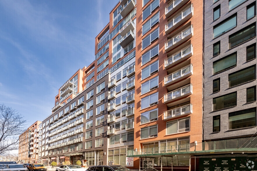 More Photos Of 4117 Crescent St, Long Island City Apartments For Lease