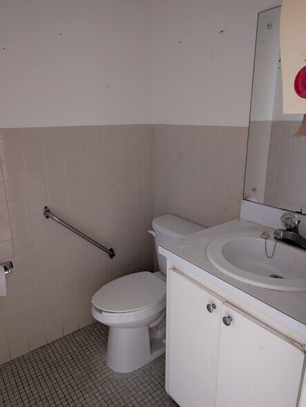 More Photos Of 812 N 7th St, Fort Pierce Medical For Lease