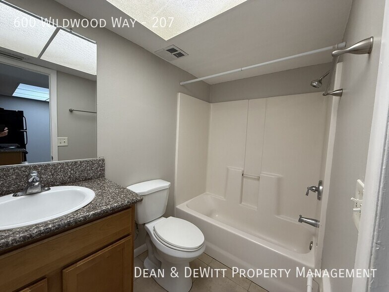 More Photos Of 600 Wildwood Way, Clearwater Apartments For Sale