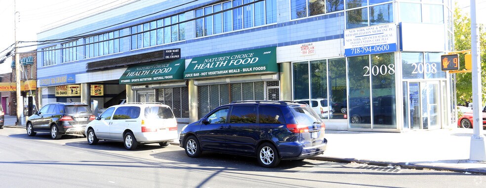 More Photos Of 2008 Eastchester Rd, Bronx Storefront Retail Office For Sale