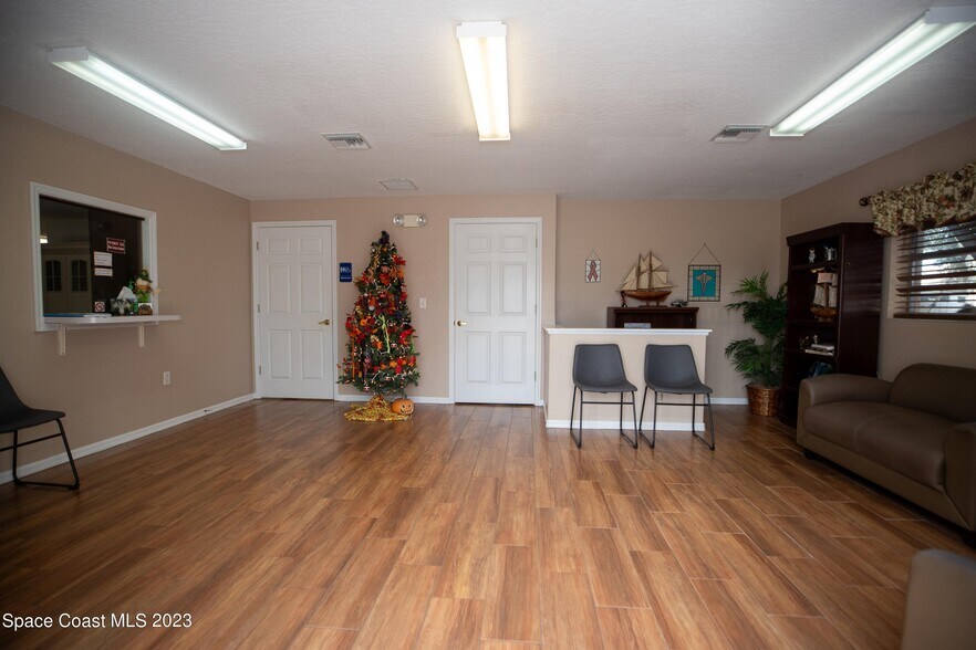 More Photos Of 4030 Minton Rd, Melbourne Office For Sale