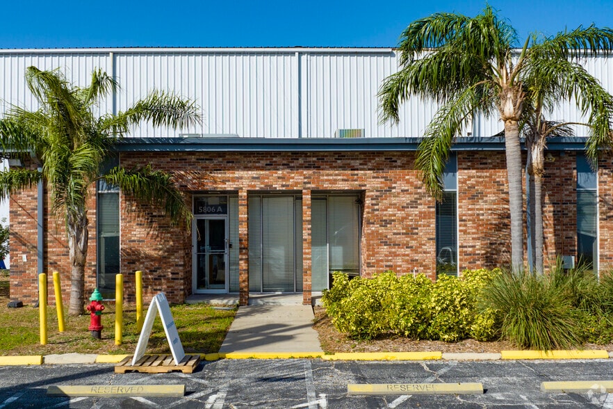 More Photos Of 5806 N 53rd St, Tampa Distribution For Lease