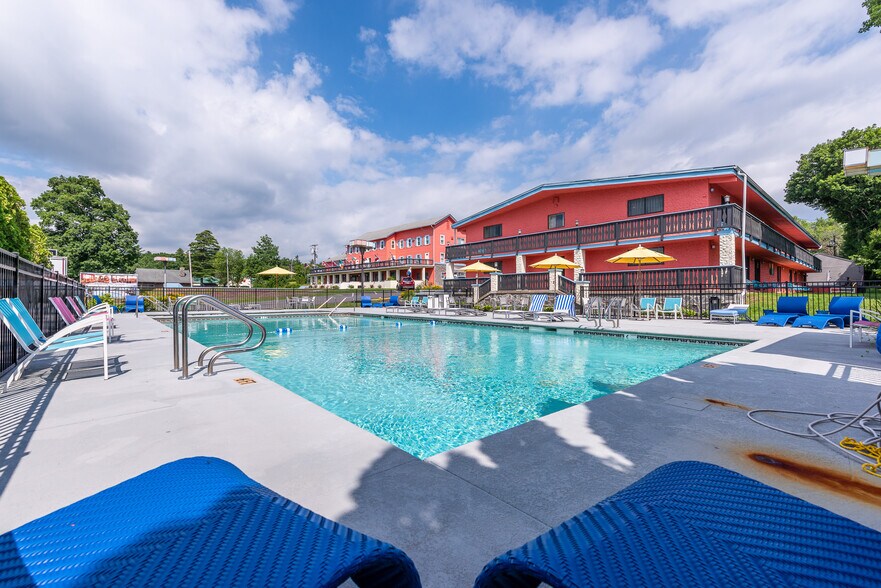 More Photos Of 6302 Main St, Tannersville Hotel For Sale