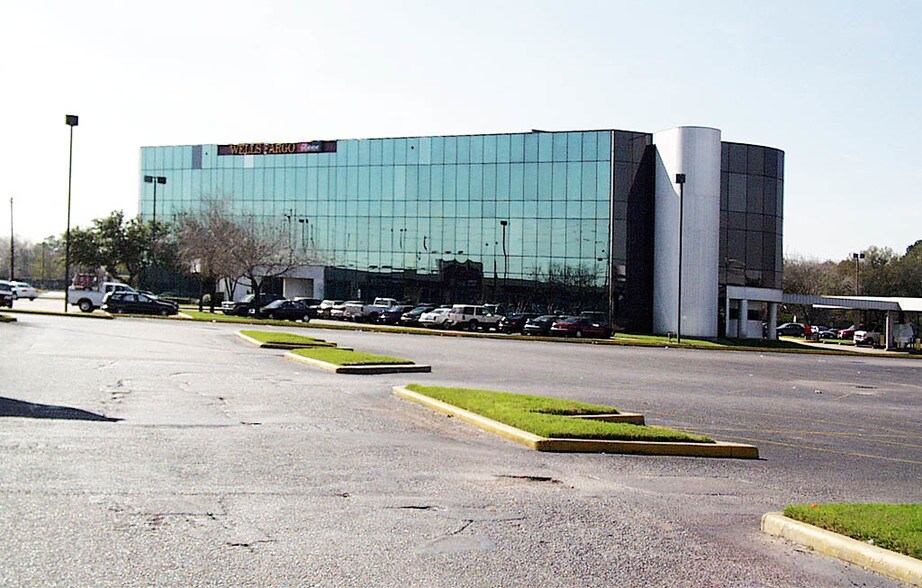 More Photos Of 2440 Texas Pky, Missouri City Office For Lease