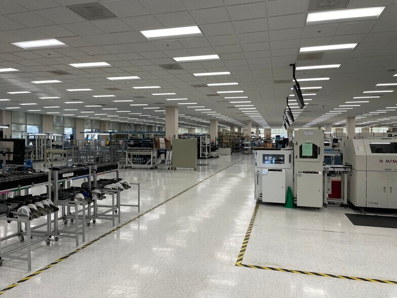 More Photos Of 901 Explorer Blvd NW, Huntsville Office For Lease