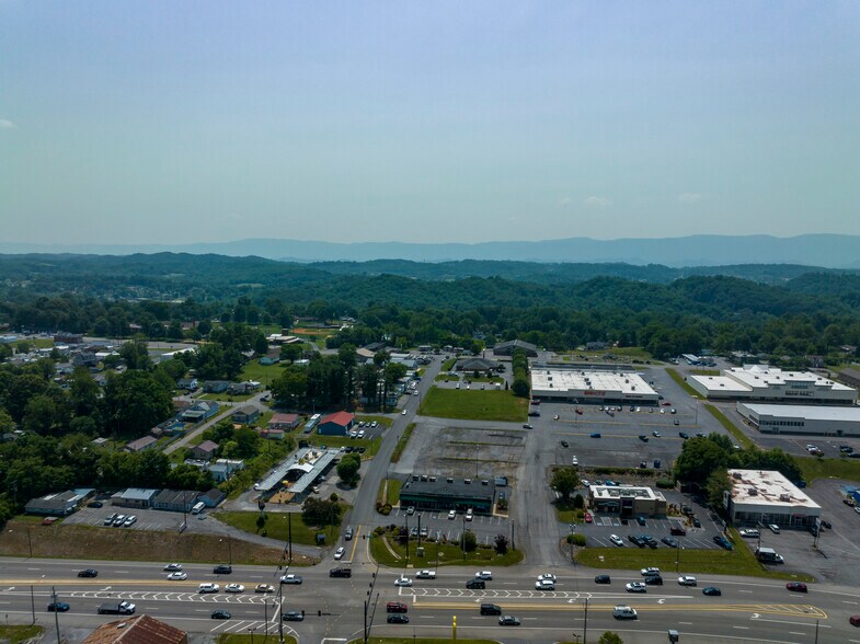 More Photos Of 210 Cox St, Bristol Land For Sale