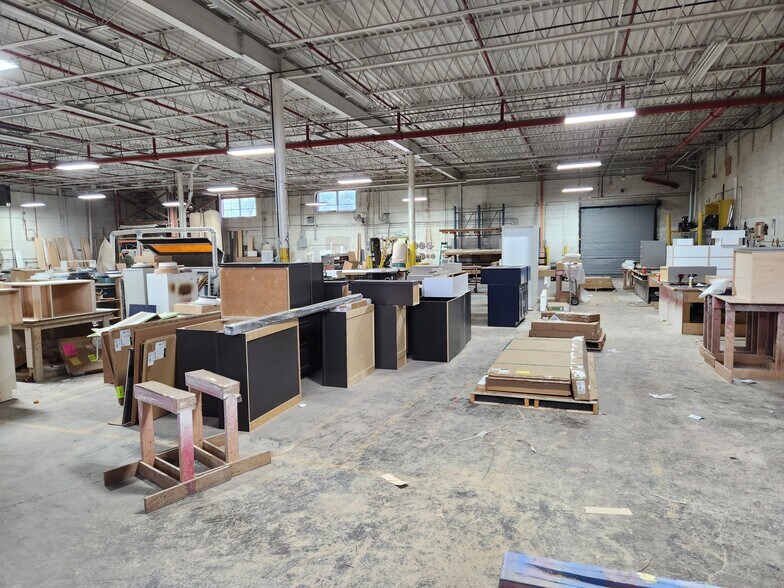 More Photos Of 7354 Baltimore Annapolis Blvd, Glen Burnie Warehouse For Sale