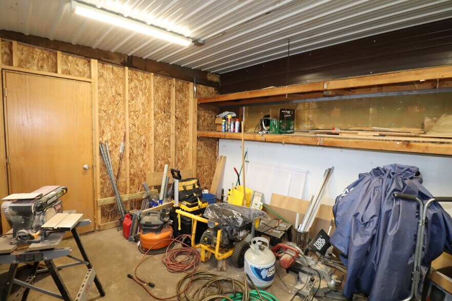 More Photos Of 522 Sanborn Ave, Ashland Storefront Retail Residential For Sale