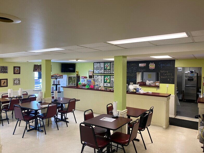 More Photos Of 5308 Big Tyler Rd, Cross Lanes Storefront Retail Residential For Lease
