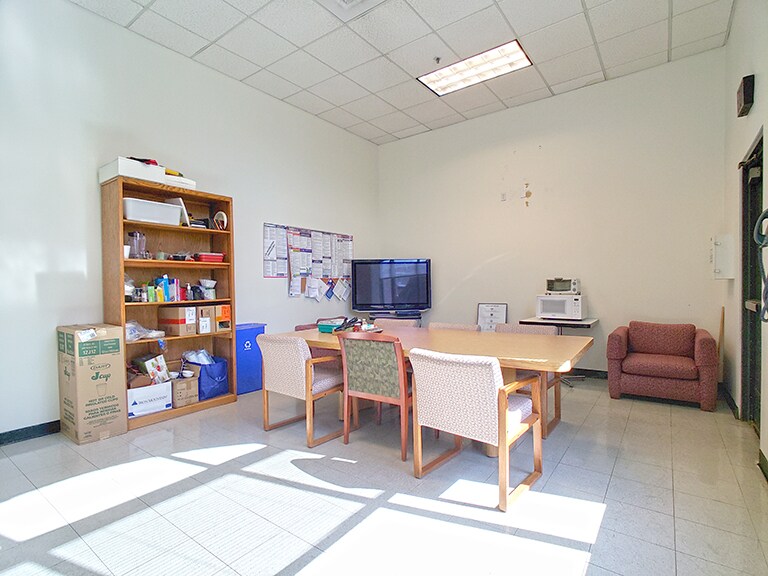 More Photos Of 6001 E Washington Blvd, Commerce Medical For Lease