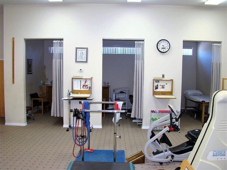 More Photos Of 332 SW 32nd St, Okeechobee Medical For Sale