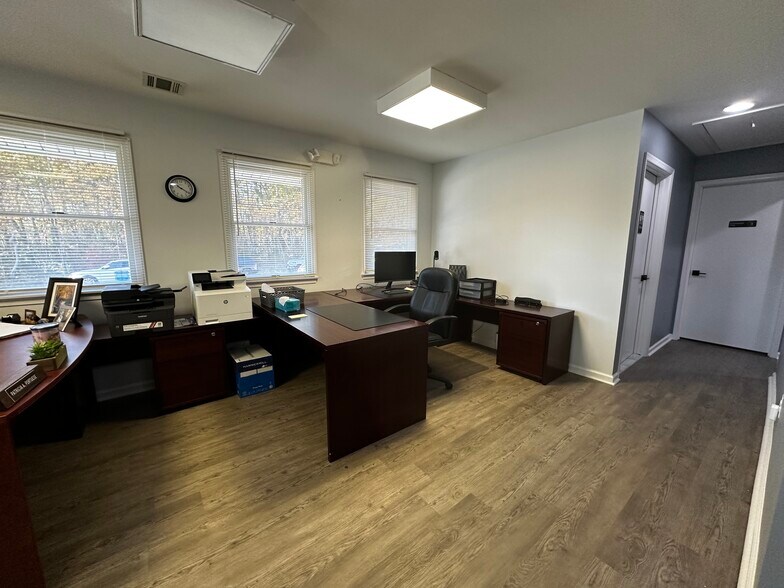 More Photos Of 1160 Beacon Ave, Manahawkin Medical For Lease