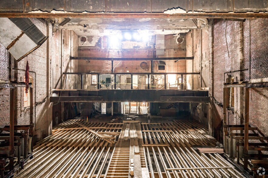 More Photos Of 31-33 Chenango St, Binghamton General Retail For Sale