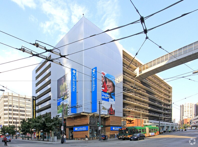 Primary Photo Of 1601 3rd Ave, Seattle Parking Garage For Lease
