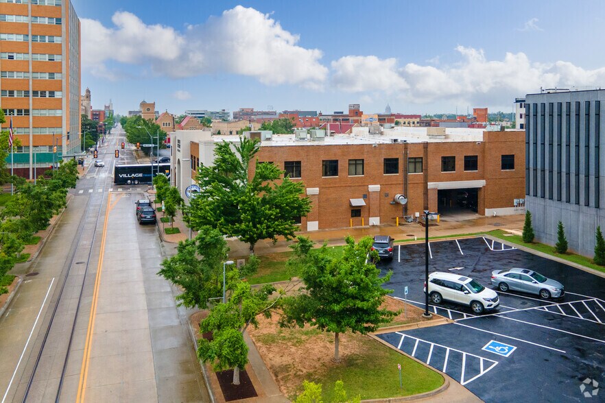 More Photos Of 612-620 N Robinson Ave, Oklahoma City Office For Lease