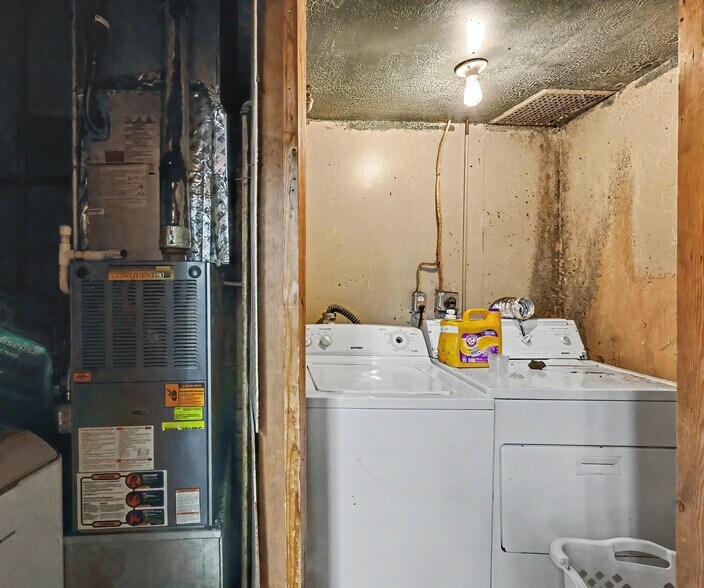 More Photos Of 175 Glen St, Glens Falls Storefront Retail Residential For Sale