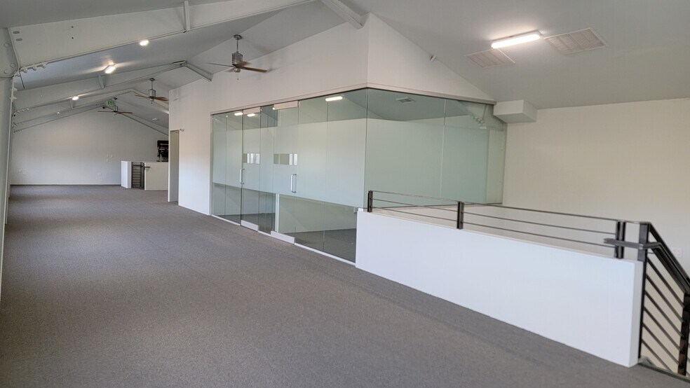 More Photos Of 277 Carolina St, San Francisco Flex For Lease