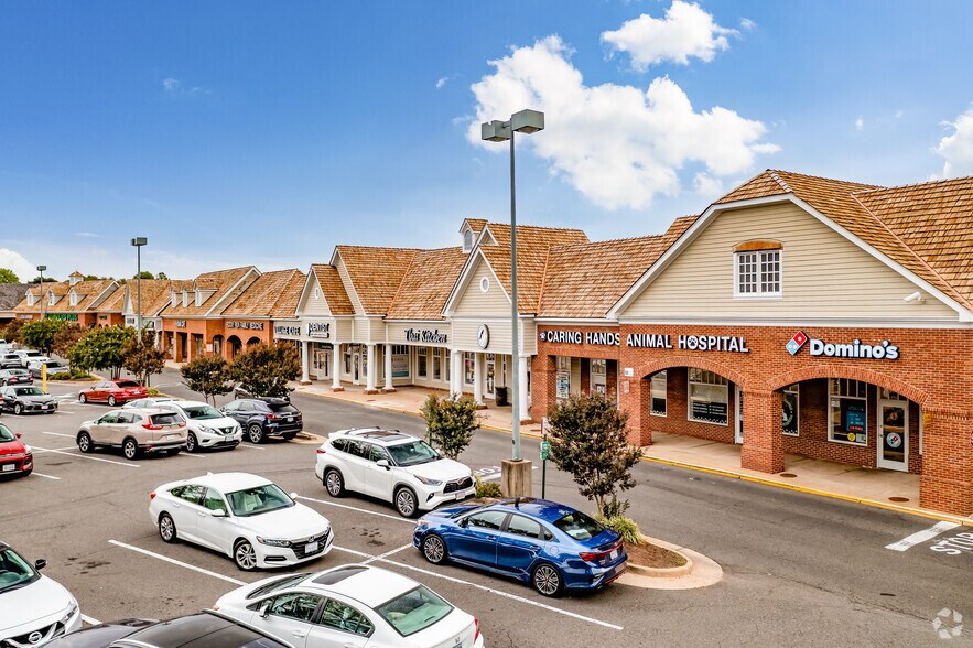 More Photos Of 5600-5675 Stone Rd, Centreville Unknown For Lease