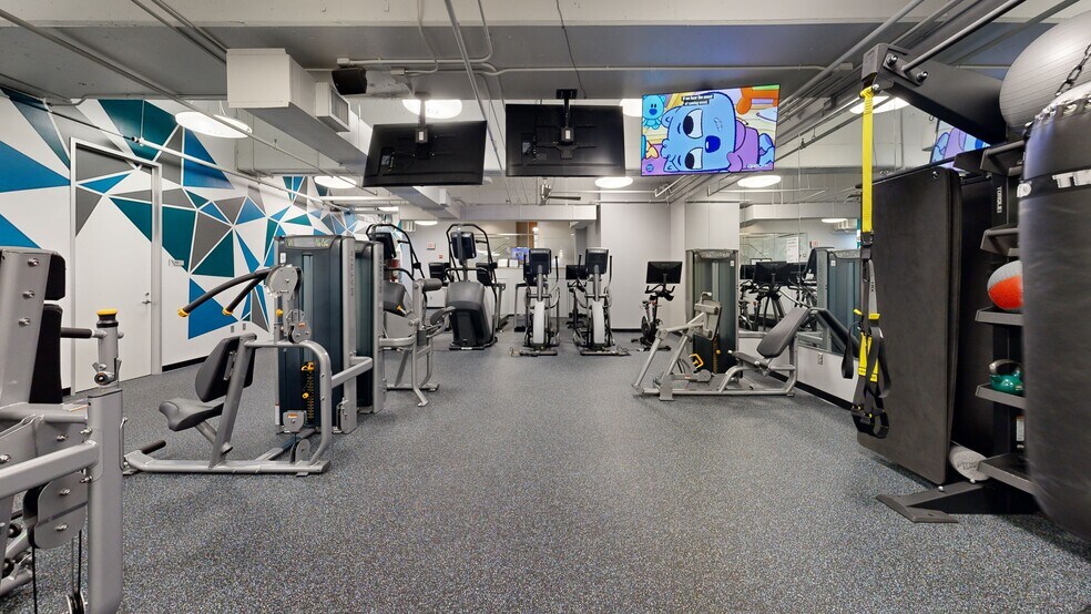 More Photos Of 3475 Piedmont Rd NE, Atlanta Office For Lease