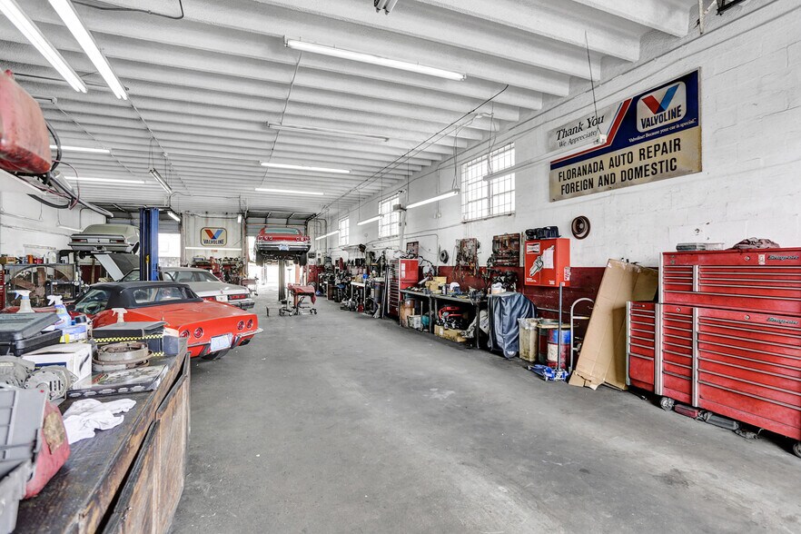 More Photos Of 1040 NE 44th St, Oakland Park Auto Repair For Sale
