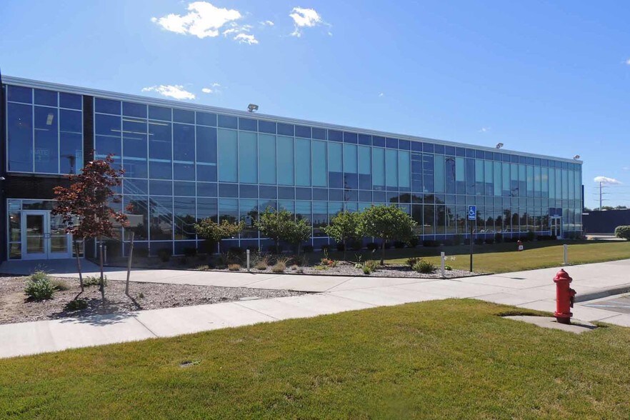 More Photos Of 2500 Enterprise Dr, Allen Park Manufacturing For Lease