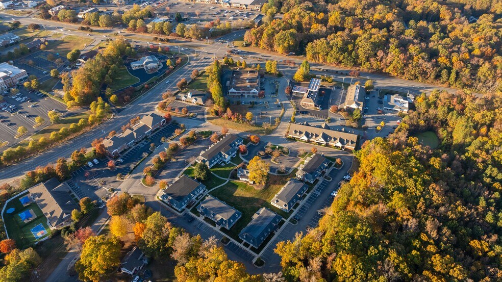 More Photos Of 324 Browns Hill Ct, Midlothian Coworking Space