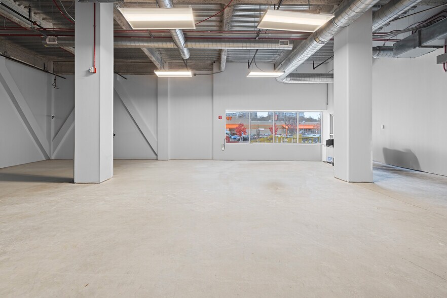 More Photos Of 480 Centre St, Quincy Self Storage For Lease