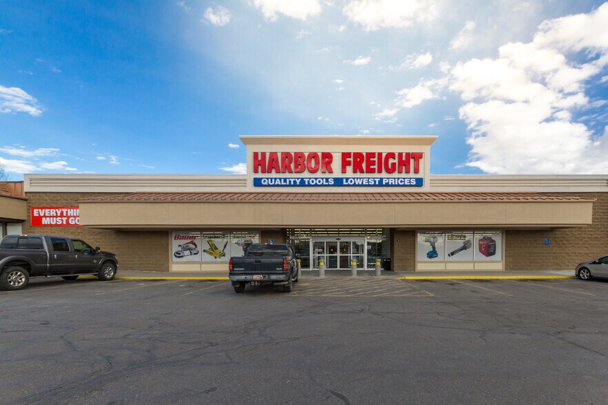 More Photos Of 1147-1169 W Hwy 40, Vernal Unknown For Lease