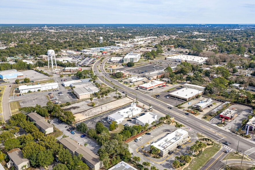 More Photos Of 480 Mary Esther Blvd NW, Fort Walton Beach Restaurant For Sale