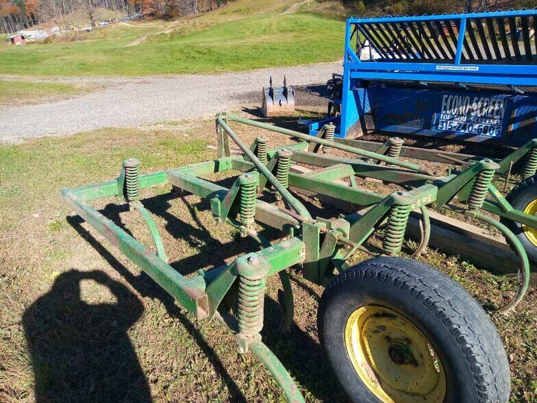 More Photos Of 224 Michael Ln, New Berlin Racetrack For Sale