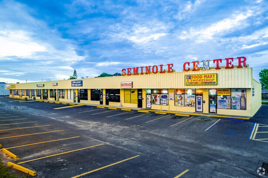 More Photos Of 10601-10641 117th Dr, Largo Restaurant For Lease