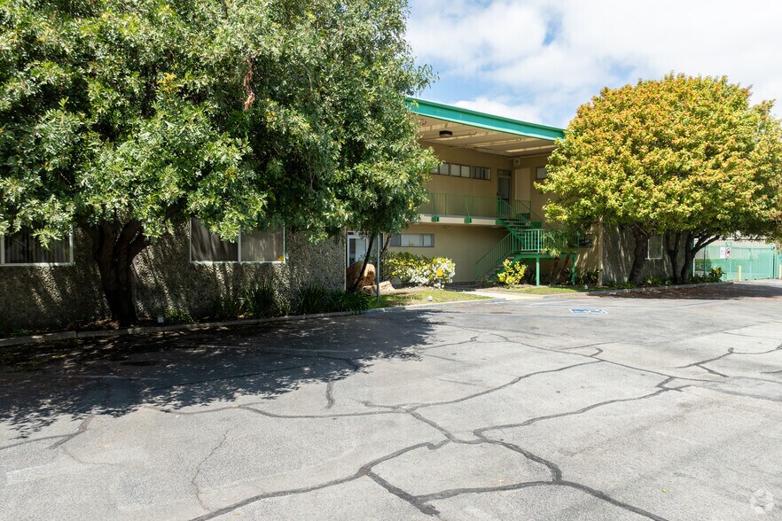 Primary Photo Of 5623 N Peck Rd, Arcadia Warehouse For Sale