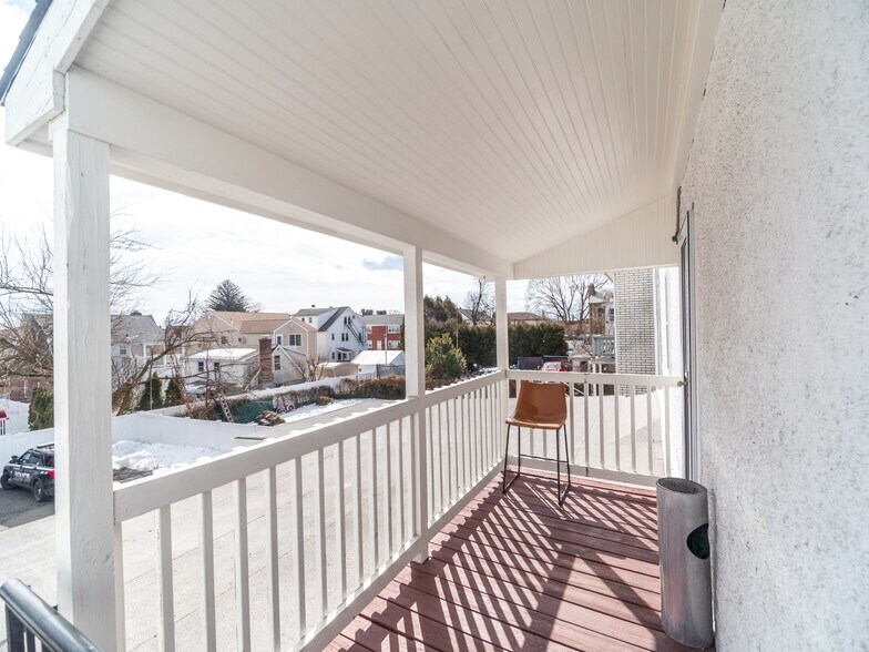 More Photos Of 121 Regent St, Port Chester Funeral Home For Sale