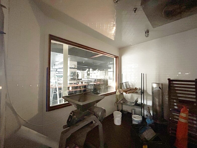 More Photos Of 602-624 Broadway, San Diego Office For Lease