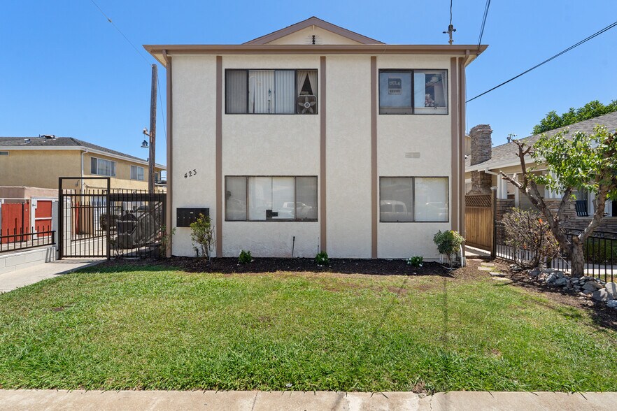 More Photos Of 423 W 17th St, San Pedro Apartments For Sale