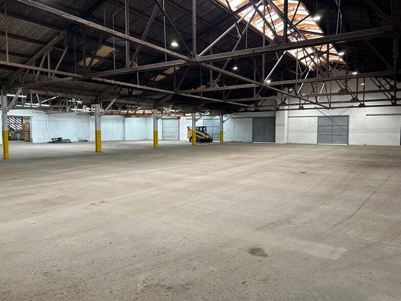 More Photos Of 517 Eastanallee Ave, Athens Industrial For Lease