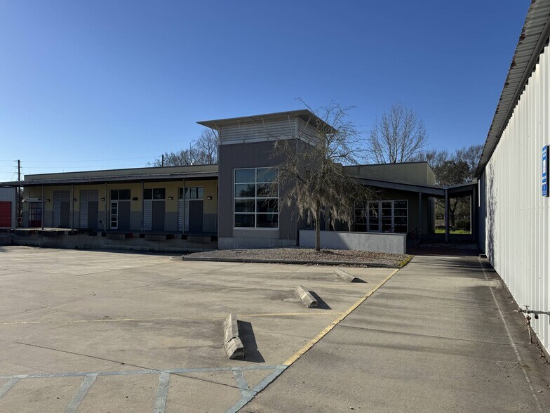 More Photos Of 2501 E President St, Savannah Food Processing For Lease